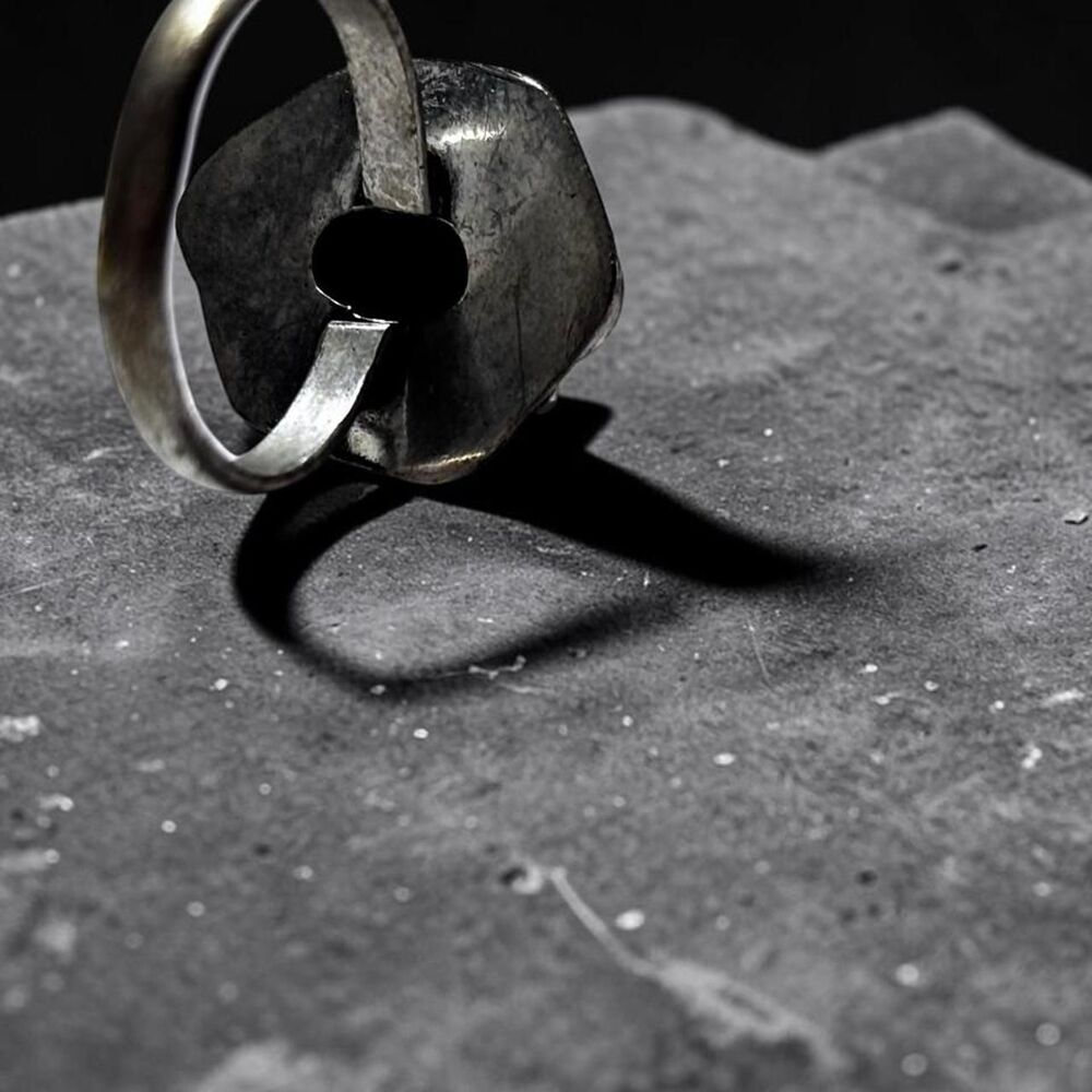 Unbranded Women's Silver and Purple Jewellery - Picture 3 of 8